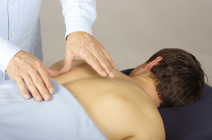 behandeling van rugklachten met fasciatherapie